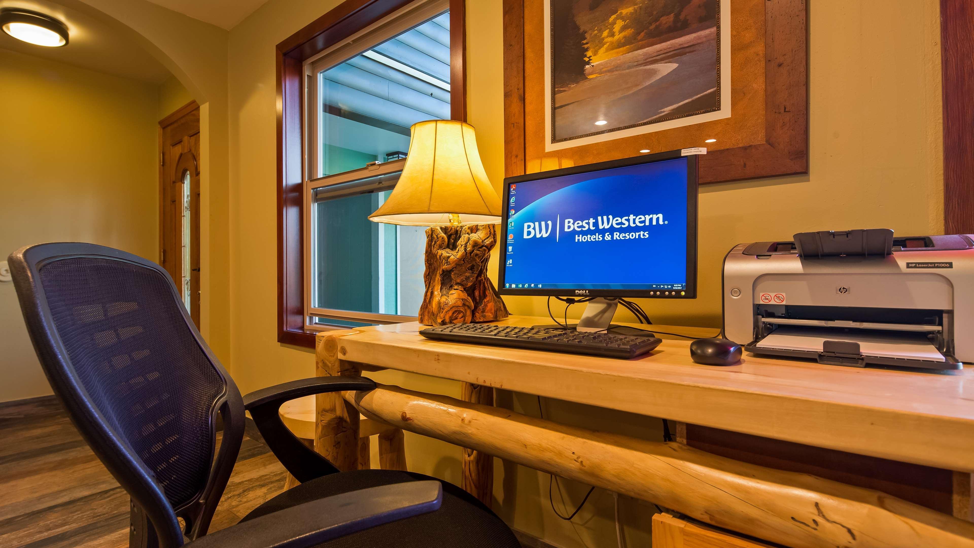 Best Western Ptarmigan Lodge Диллон Экстерьер фото